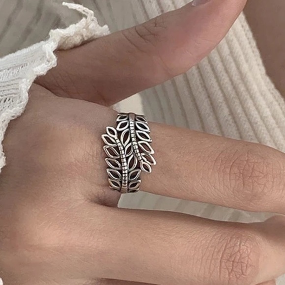 🍃 Insta leaf sterling silver adjustable ring - Picture 5 of 5
